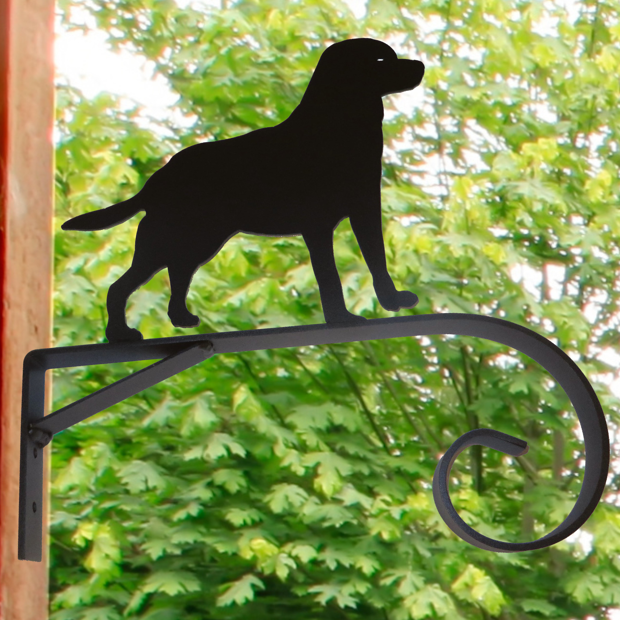 NORTH COUNTRY HANDCRAFTED HANGER BRACKET - Black Lab